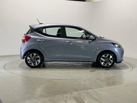 Hyundai i10 1.0 Advance Hatchback 5dr Petrol Manual Euro 6 (s/s) (67 ps) Cruise Contro 9