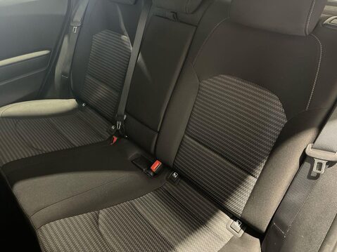 Kia Ceed 1.5 T-GDi 2 Hatchback 5dr Petrol Manual Euro 6 (s/s) Non-ADAP (158 bhp) Cr 15