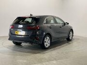 Kia Ceed 1.5 T-GDi 2 Hatchback 5dr Petrol Manual Euro 6 (s/s) Non-ADAP (158 bhp) Cr 8