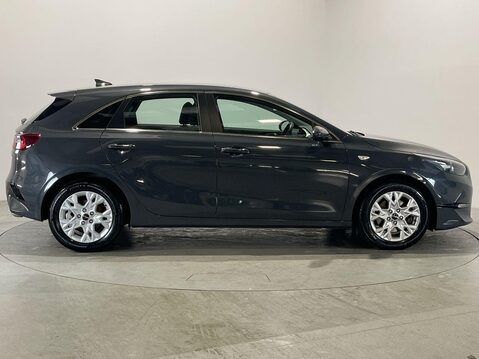Kia Ceed 1.5 T-GDi 2 Hatchback 5dr Petrol Manual Euro 6 (s/s) Non-ADAP (158 bhp) Cr 9