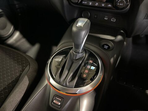 Nissan Juke 1.0 DIG-T N-Connecta SUV 5dr Petrol DCT Auto Euro 6 (s/s) (114 ps) Air Con 19