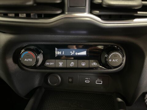 Nissan Juke 1.0 DIG-T N-Connecta SUV 5dr Petrol DCT Auto Euro 6 (s/s) (114 ps) Air Con 27