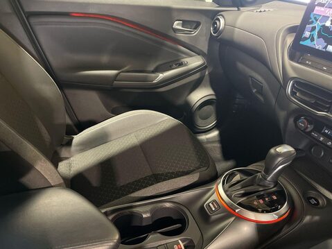 Nissan Juke 1.0 DIG-T N-Connecta SUV 5dr Petrol DCT Auto Euro 6 (s/s) (114 ps) Air Con 22