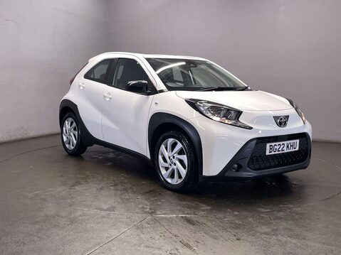 Toyota Aygo X 1.0 VVT-i Pure Hatchback 5dr Petrol Manual Euro 6 (s/s) (72 ps) Air Con - A 2