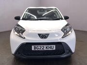 Toyota Aygo X 1.0 VVT-i Pure Hatchback 5dr Petrol Manual Euro 6 (s/s) (72 ps) Air Con - A 10