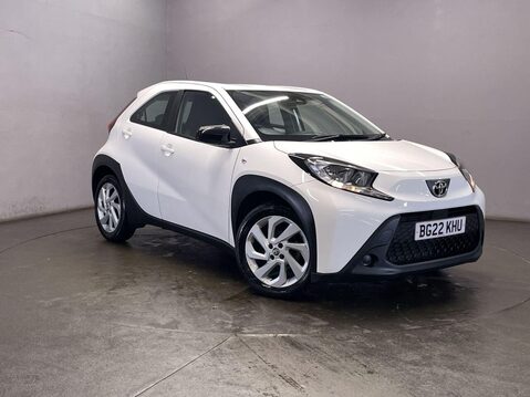 Toyota Aygo X 1.0 VVT-i Pure Hatchback 5dr Petrol Manual Euro 6 (s/s) (72 ps) Air Con - A 1