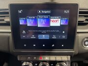 Renault Captur 1.6 E-TECH 9.8kWh techno SUV 5dr Petrol Plug-in Hybrid Auto Euro 6 (s/s) (1 26