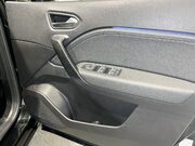 Renault Captur 1.6 E-TECH 9.8kWh techno SUV 5dr Petrol Plug-in Hybrid Auto Euro 6 (s/s) (1 24