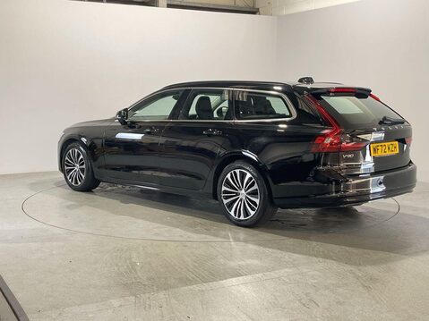 Volvo V90 2.0 B4 MHEV Core Estate 5dr Petrol Hybrid Auto Euro 6 (s/s) (197 ps) 6