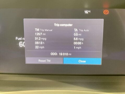 Volvo V90 2.0 B4 MHEV Core Estate 5dr Petrol Hybrid Auto Euro 6 (s/s) (197 ps) 25