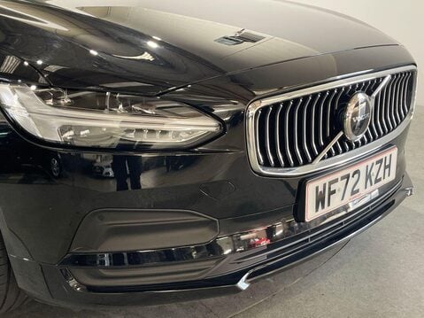 Volvo V90 2.0 B4 MHEV Core Estate 5dr Petrol Hybrid Auto Euro 6 (s/s) (197 ps) 10