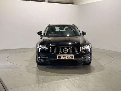 Volvo V90 2.0 B4 MHEV Core Estate 5dr Petrol Hybrid Auto Euro 6 (s/s) (197 ps) 3