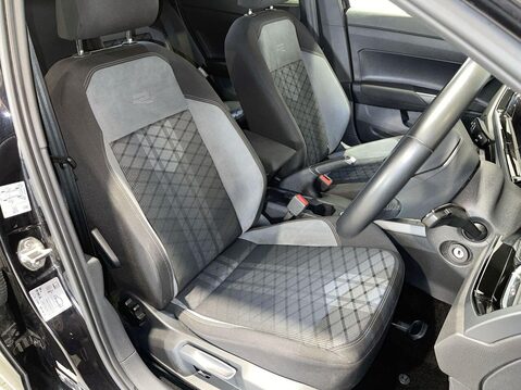 Volkswagen Polo 1.0 TSI R-Line Hatchback 5dr Petrol Manual Euro 6 (s/s) (95 ps) Professiona 14