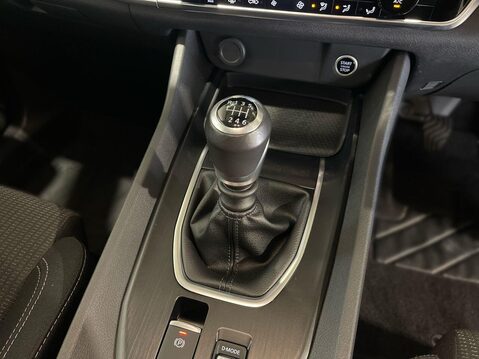 Nissan Qashqai 1.3 DIG-T MHEV Acenta Premium SUV 5dr Petrol Hybrid Manual Euro 6 (s/s) (14 18