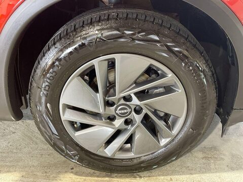 Nissan Qashqai 1.3 DIG-T MHEV Acenta Premium SUV 5dr Petrol Hybrid Manual Euro 6 (s/s) (14 11