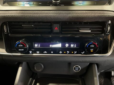 Nissan Qashqai 1.3 DIG-T MHEV Acenta Premium SUV 5dr Petrol Hybrid Manual Euro 6 (s/s) (14 25