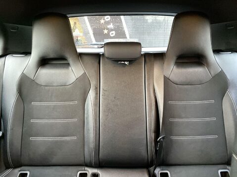 Mercedes-Benz A Class 1.3 A180 AMG Line Edition (Executive) Hatchback 5dr Petrol 7G-DCT Euro 6 (s 9