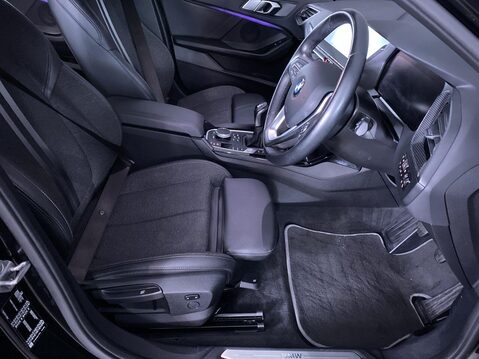 BMW 1 Series 1.5 118i Sport (LCP) Hatchback 5dr Petrol Manual Euro 6 (s/s) (136 ps) Cru 15