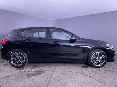 BMW 1 Series 1.5 118i Sport (LCP) Hatchback 5dr Petrol Manual Euro 6 (s/s) (136 ps) Cru 9