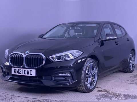 BMW 1 Series 1.5 118i Sport (LCP) Hatchback 5dr Petrol Manual Euro 6 (s/s) (136 ps) Cru 4