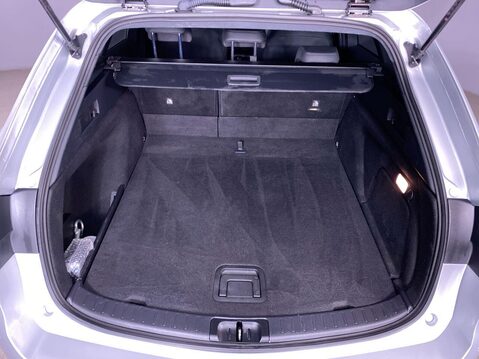 Toyota Corolla 2.0 VVT-h GR SPORT Touring Sports 5dr Petrol Hybrid CVT Euro 6 (s/s) (196 p 13