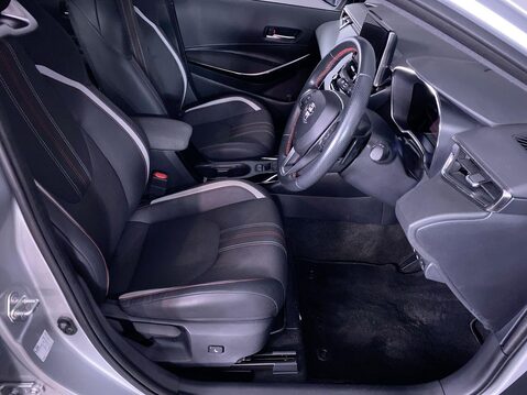 Toyota Corolla 2.0 VVT-h GR SPORT Touring Sports 5dr Petrol Hybrid CVT Euro 6 (s/s) (196 p 15