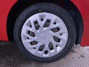 Toyota Aygo 1.0 VVT-i x-play Hatchback 5dr Petrol x-shift Euro 6 (Safety Sense) (71 ps) 12