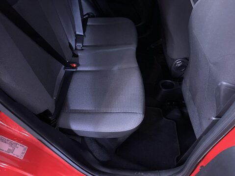 Toyota Aygo 1.0 VVT-i x-play Hatchback 5dr Petrol x-shift Euro 6 (Safety Sense) (71 ps) 19