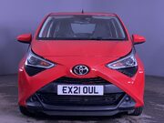 Toyota Aygo 1.0 VVT-i x-play Hatchback 5dr Petrol x-shift Euro 6 (Safety Sense) (71 ps) 3