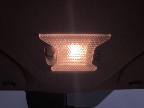 Toyota Aygo 1.0 VVT-i x-play Hatchback 5dr Petrol x-shift Euro 6 (Safety Sense) (71 ps) 18