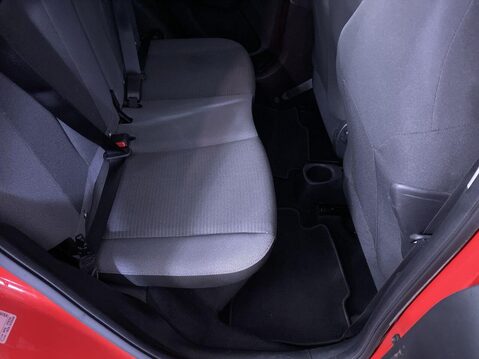 Toyota Aygo 1.0 VVT-i x-play Hatchback 5dr Petrol x-shift Euro 6 (Safety Sense) (71 ps) 19