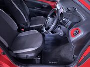 Toyota Aygo 1.0 VVT-i x-play Hatchback 5dr Petrol x-shift Euro 6 (Safety Sense) (71 ps) 15