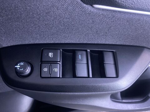 Mazda Mazda2 HYBRID 1.5h Centre-Line Hatchback 5dr Petrol Hybrid CVT Euro 6 (s/s) (116 ps) Air 33