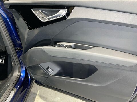 Audi Q4 35 S line SUV 5dr Electric Auto 55kWh (170 ps) One Owner - Cruise Control 24