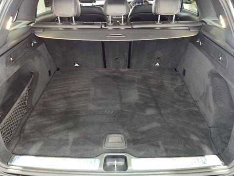 Mercedes-Benz GLC 2.0 GLC220d AMG Line SUV 5dr Diesel G-Tronic+ 4MATIC Euro 6 (s/s) (194 ps) 12