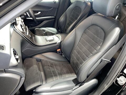 Mercedes-Benz GLC 2.0 GLC220d AMG Line SUV 5dr Diesel G-Tronic+ 4MATIC Euro 6 (s/s) (194 ps) 16