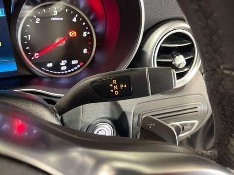 Mercedes-Benz GLC 2.0 GLC220d AMG Line SUV 5dr Diesel G-Tronic+ 4MATIC Euro 6 (s/s) (194 ps) 19