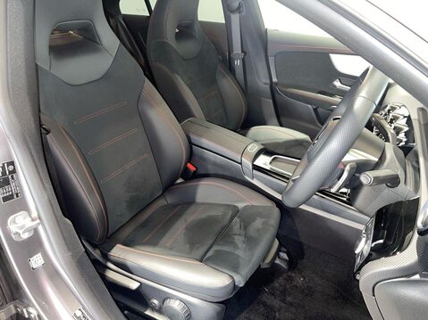 Mercedes-Benz CLA Class 2.0 CLA220d AMG Line (Premium) Coupe 4dr Diesel 8G-DCT Euro 6 (s/s) (190 ps 14
