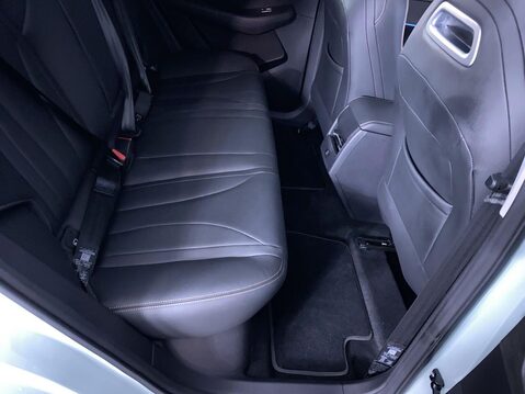 OMODA 5 1.6 TGDI Noble SUV 5dr Petrol DCT Euro 6 (s/s) (186 ps) Cruise - Sat Nav - 19