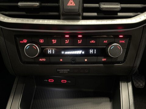 SEAT Ibiza 1.0 TSI FR Hatchback 5dr Petrol Manual Euro 6 (s/s) (110 ps) Cruise Contro 27