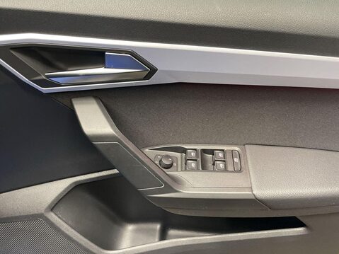 SEAT Ibiza 1.0 TSI FR Hatchback 5dr Petrol Manual Euro 6 (s/s) (110 ps) Cruise Contro 24