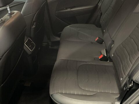 Kia Sportage 1.6 T-GDi 3 SUV 5dr Petrol Manual Euro 6 (s/s) (148 bhp) One Owner - Revers 18