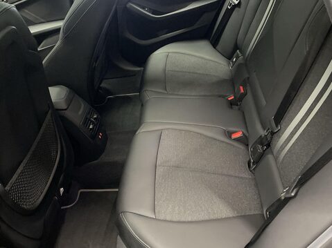 BMW 2 Series 1.5 218i Sport (LCP) Saloon 4dr Petrol Manual Euro 6 (s/s) (136 ps) Cruise 19