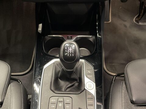 BMW 2 Series 1.5 218i Sport (LCP) Saloon 4dr Petrol Manual Euro 6 (s/s) (136 ps) Cruise 21