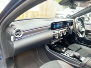 Mercedes-Benz A Class 1.3 A200 AMG Line Edition (Executive) Hatchback 5dr Petrol 7G-DCT Euro 6 (s 8