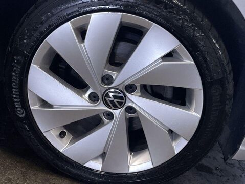 Volkswagen Golf 2.0 TDI Style Hatchback 5dr Diesel Manual Euro 6 (s/s) (115 ps) Heated Seat 12