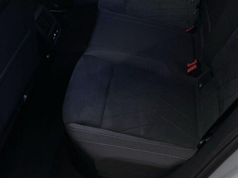 Volkswagen Golf 2.0 TDI Style Hatchback 5dr Diesel Manual Euro 6 (s/s) (115 ps) Heated Seat 18