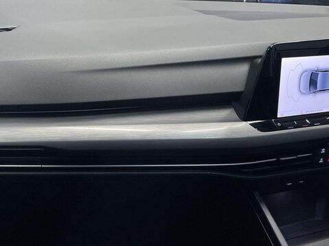 Volkswagen Golf 2.0 TDI Style Hatchback 5dr Diesel Manual Euro 6 (s/s) (115 ps) Heated Seat 16