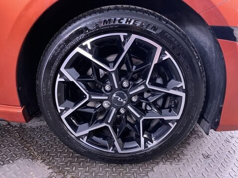 Kia Ceed 1.5 T-GDi GT-Line Hatchback 5dr Petrol Manual Euro 6 (s/s) (158 bhp) Cruis 12