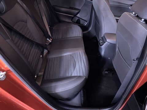 Kia Ceed 1.5 T-GDi GT-Line Hatchback 5dr Petrol Manual Euro 6 (s/s) (158 bhp) Cruis 19